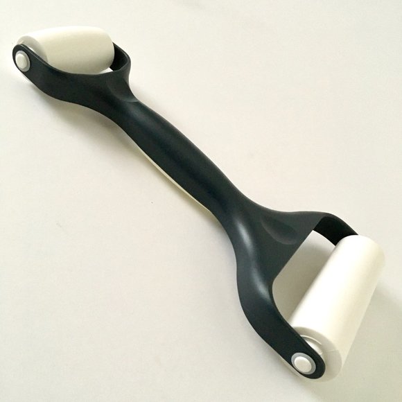 Pampered Chef Baker’s Roller Pastry Dough Double Rolling Pin - Picture 2 of 6